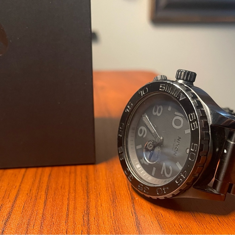 NIXON: 42 - 20 TIDE WATCH, MATTE BLACK/ STAINLESS STEEL